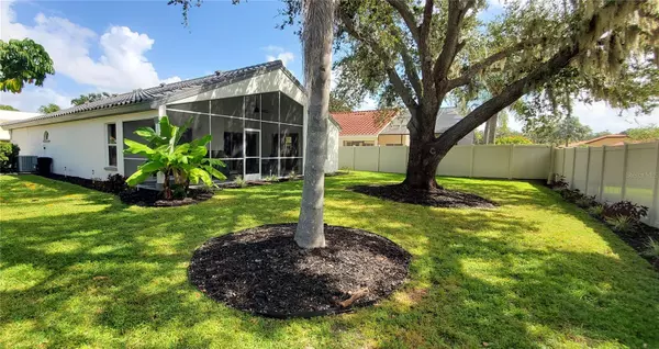Sarasota, FL 34243,5508 83RD TER E