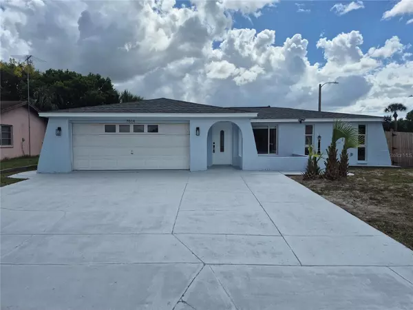 7014 INGLESIDE DR, Port Richey, FL 34668