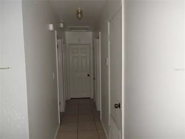 Tampa, FL 33612,2128 W PERIO ST