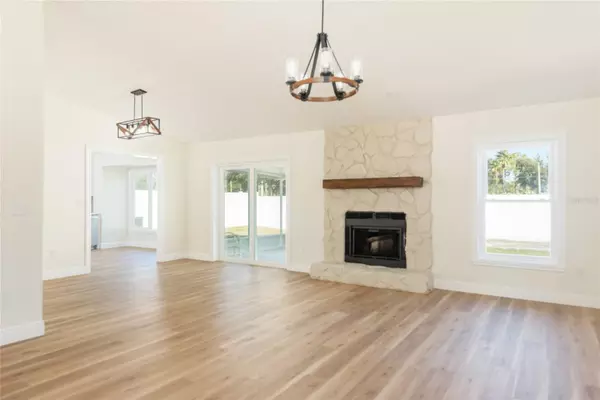 Brandon, FL 33511,1428 FOXBORO DR