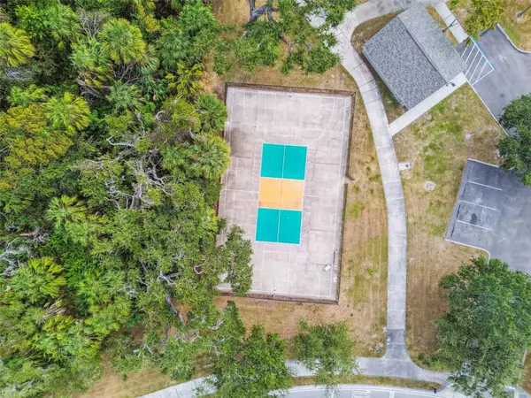 Palmetto, FL 34221,8910 52ND AVE E