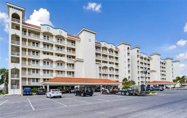 Redington Shores, FL 33708,17717 GULF BLVD #606