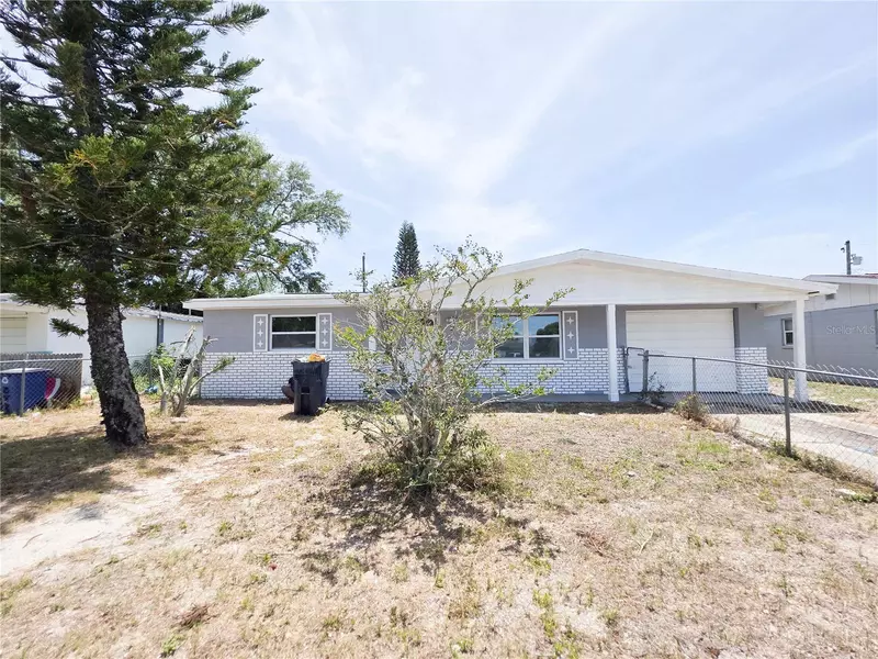 4814 FOOTHILL DR, Holiday, FL 34690