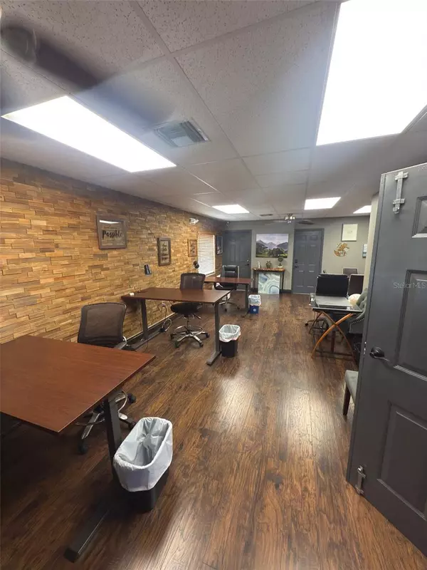 Clearwater, FL 33761,2729 STATE ROAD 580