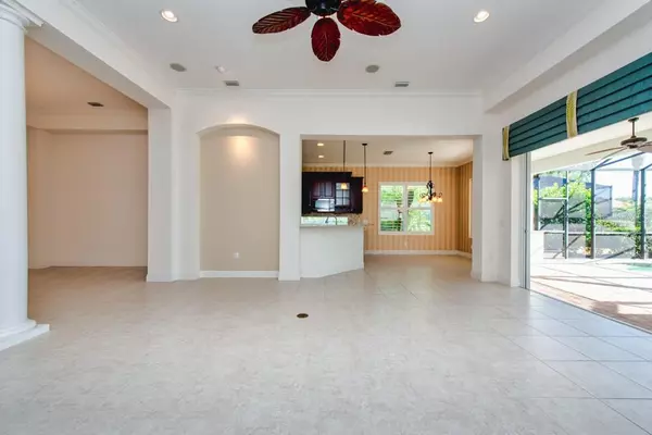 Lakewood Ranch, FL 34202,12240 THORNHILL CT