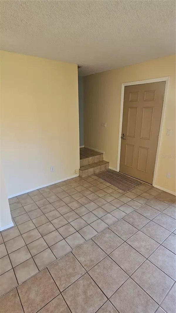 Clearwater, FL 33760,2943 LICHEN LN #B