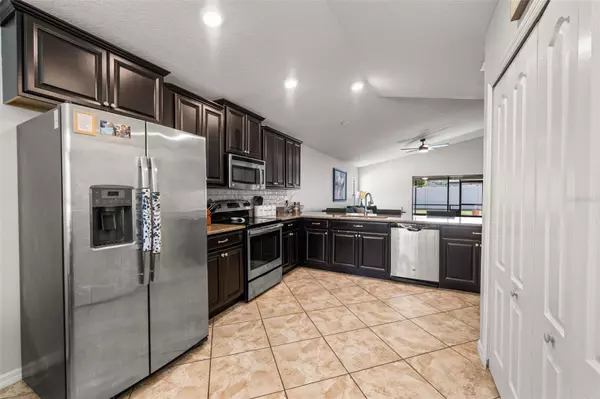 Ruskin, FL 33573,14203 STOCKWELL LN