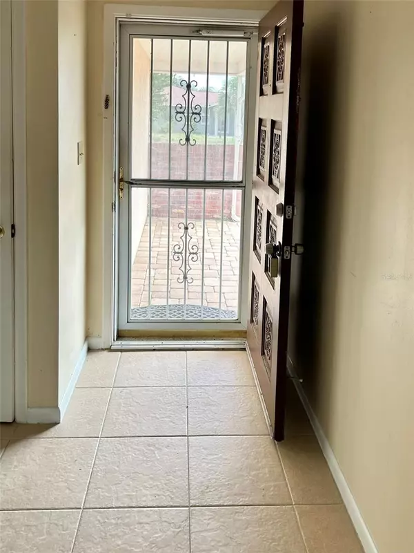 Port Richey, FL 34668,10433 LABURNUM DR