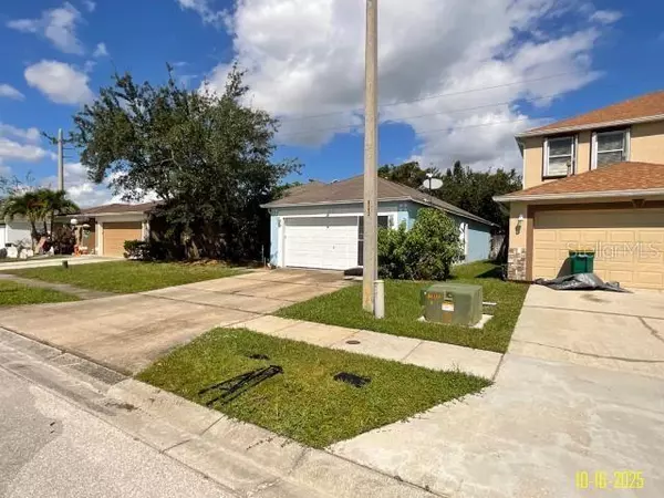 Melbourne, FL 32935,2235 MYLA LN