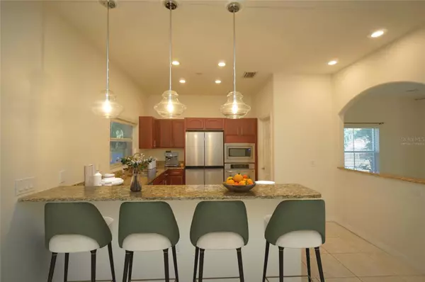 Tampa, FL 33606,1002 W LEMON ST