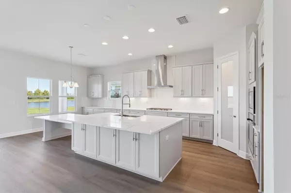 Parrish, FL 34219,10239 LONGMEADOW AVE
