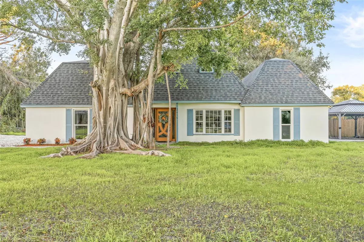 St Petersburg, FL 33712,2615 DESOTO WAY S