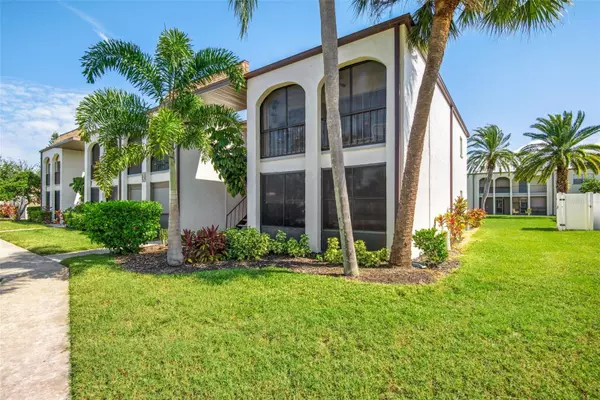 Seminole, FL 33777,7701 STARKEY RD #102