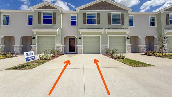11372 VELVET APRICOT DR, Land O Lakes, FL 34638