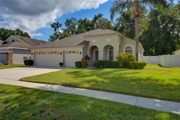 Valrico, FL 33594,2823 WINDCREST OAKS CT