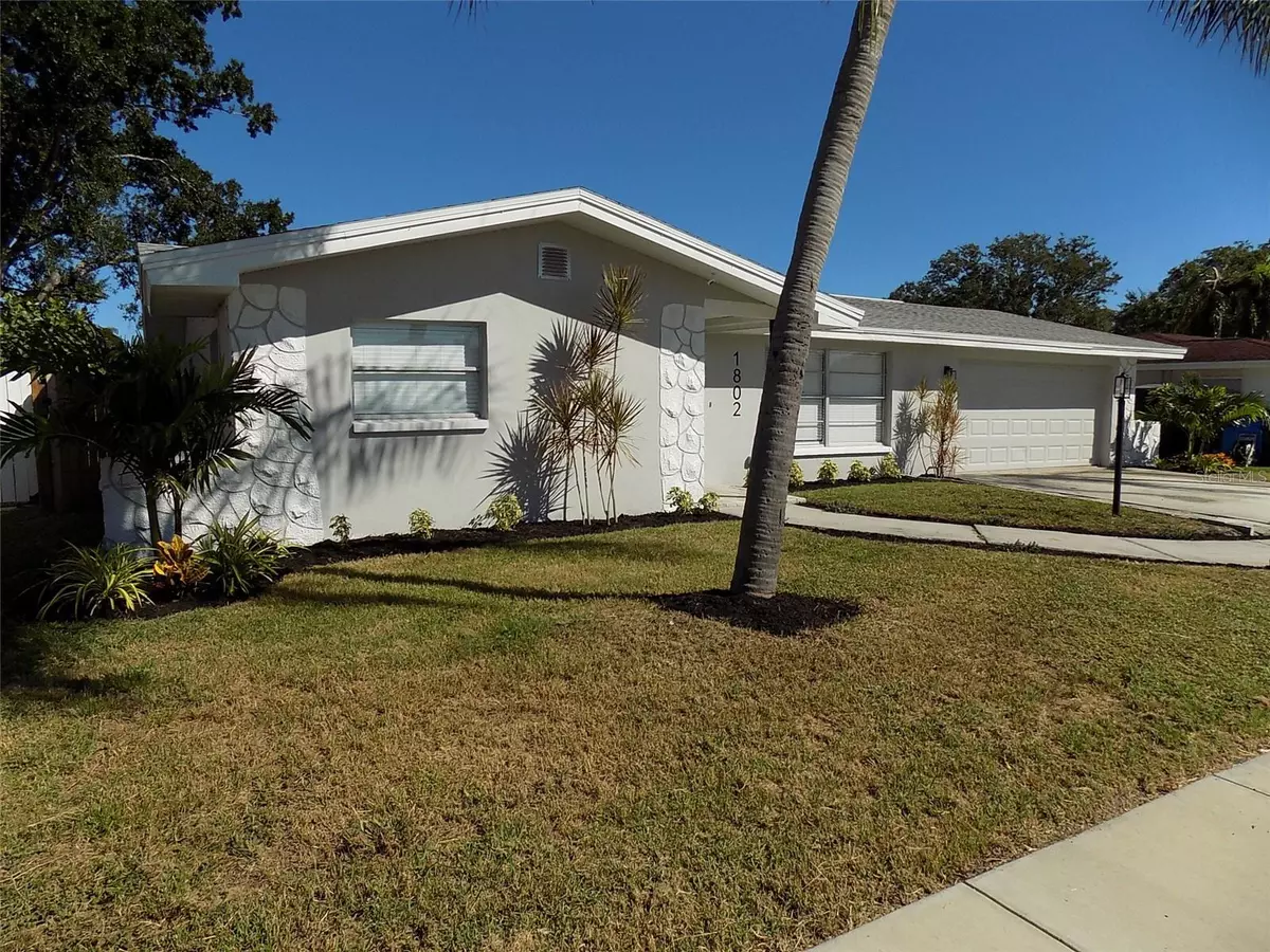 Oldsmar, FL 34677,1802 CHINABERRY DR