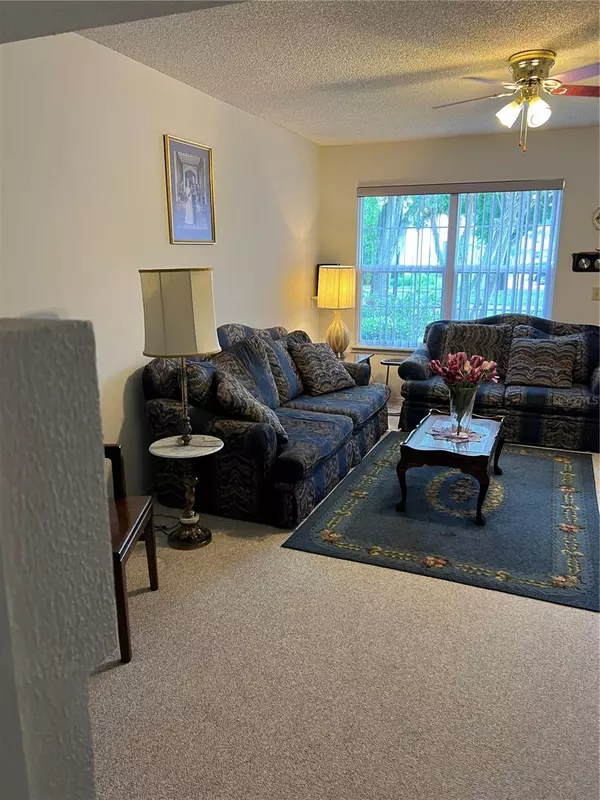 Tampa, FL 33615,7616 COLONIAL CT