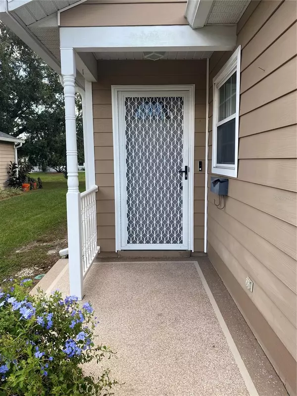 Zephyrhills, FL 33542,37414 CASTLEBERRY DR