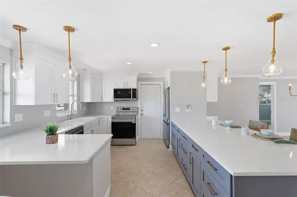 Dunedin, FL 34698,101 MICHIGAN BLVD