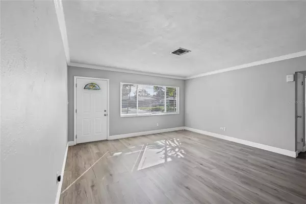 St Petersburg, FL 33708,5046 99TH WAY N