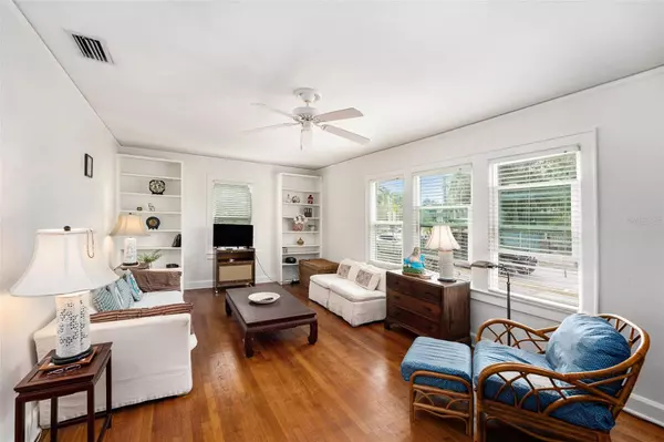 Clearwater, FL 33755,511 N OSCEOLA AVE