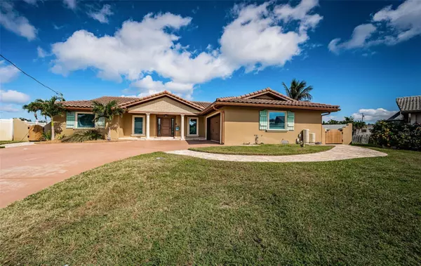 St Petersburg, FL 33703,4295 13TH LN NE