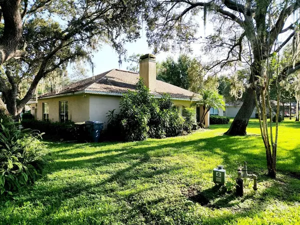 Haines City, FL 33844,5 PINE FOREST LN