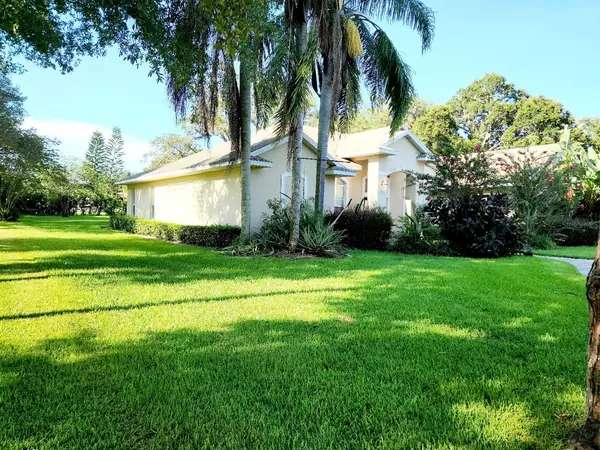 Haines City, FL 33844,5 PINE FOREST LN
