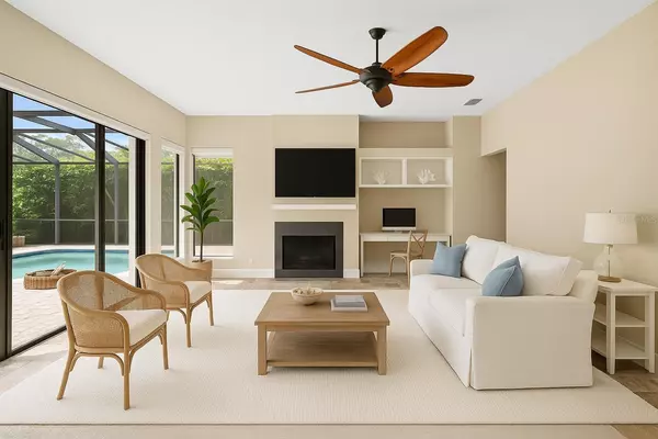 Gulfport, FL 33707,5904 PELICAN BAY PLZ S