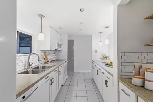 Temple Terrace, FL 33637,8632 CATTAIL DR