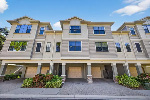 Tampa, FL 33615,9622 BAY GROVE LN