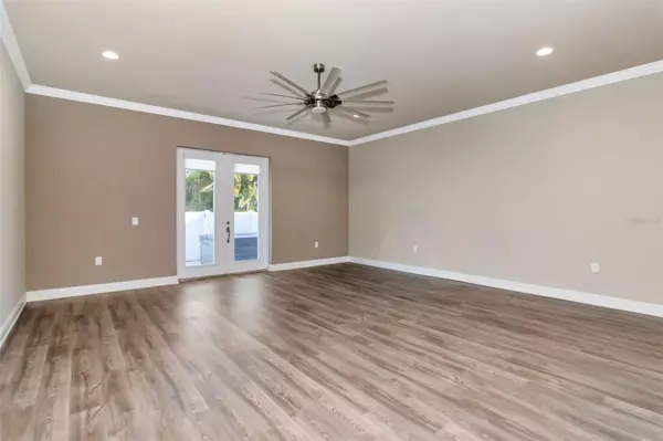 Tampa, FL 33609,2407 W NORTH B ST #2
