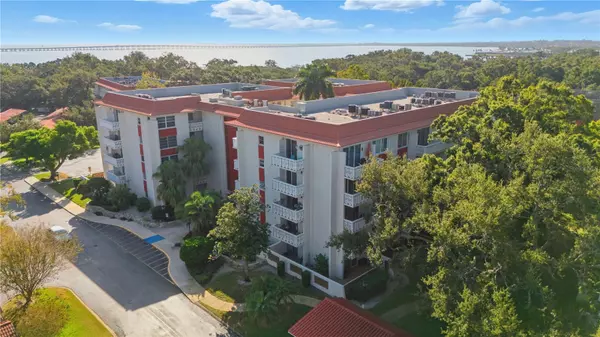 Clearwater, FL 33764,2630 PEARCE DR #208