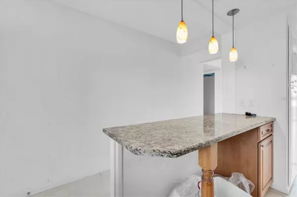 South Pasadena, FL 33707,1847 SHORE DR S #202