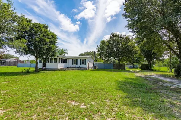3142 DIANA DR, Zephyrhills, FL 33541