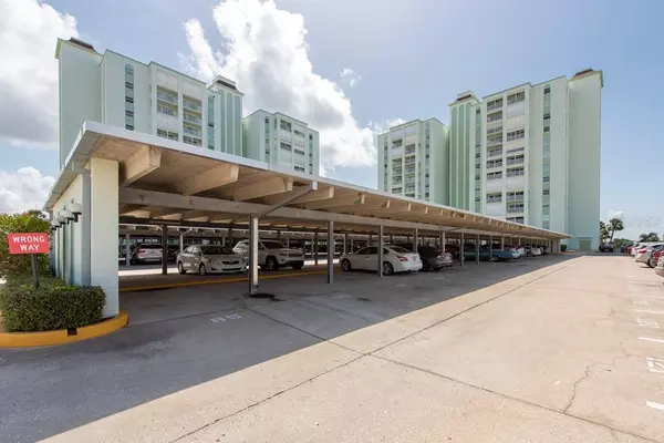 St Pete Beach, FL 33706,400 64TH AVE #704