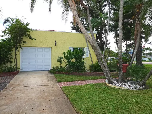 Belleair Beach, FL 33786,305 GULF BLVD