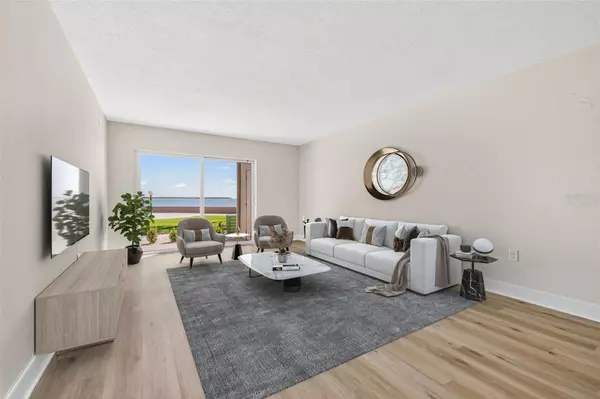 St Pete Beach, FL 33706,Address not disclosed