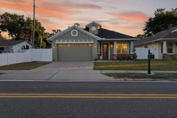 Tampa, FL 33612,812 W COUNTRY CLUB DR