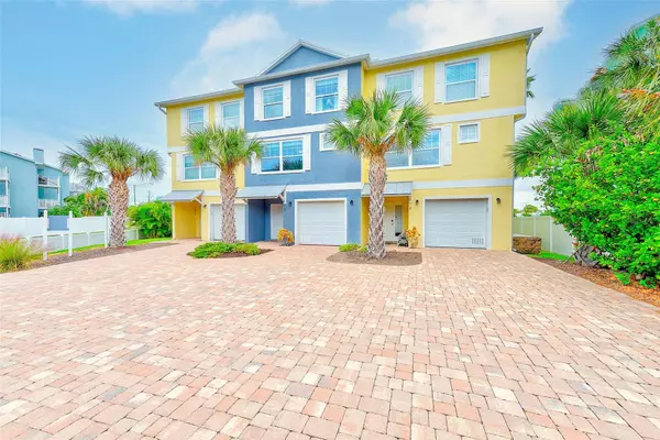 Indian Rocks Beach, FL 33785,100 WINDRUSH BLVD #2