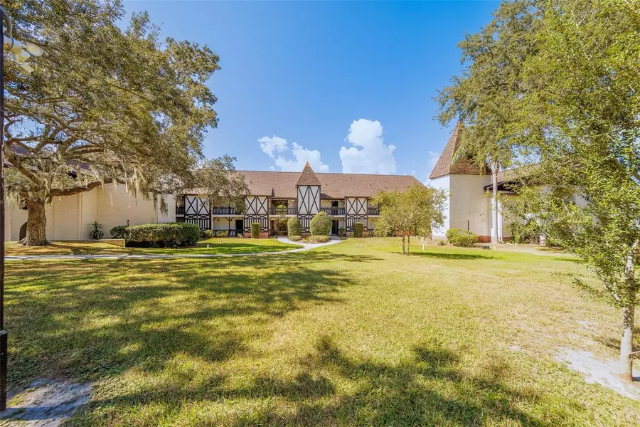 240 N BAYSHORE BLVD #204, Clearwater, FL 33759