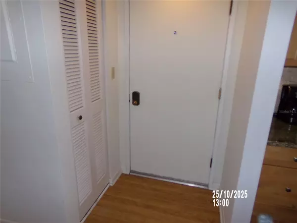 Tampa, FL 33618,13612 S VILLAGE DR #5307