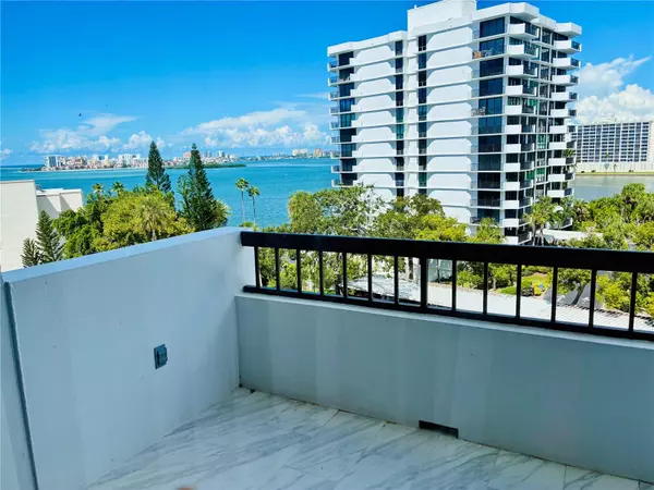 Clearwater, FL 33756,30 TURNER ST #608