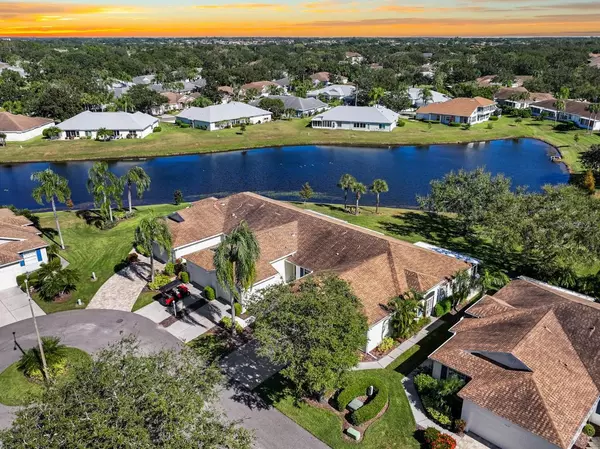 1014 RADISON LAKE CT #58, Sun City Center, FL 33573