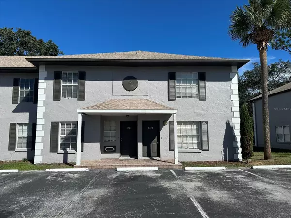 5112 SUNRIDGE PALMS DR, Tampa, FL 33617