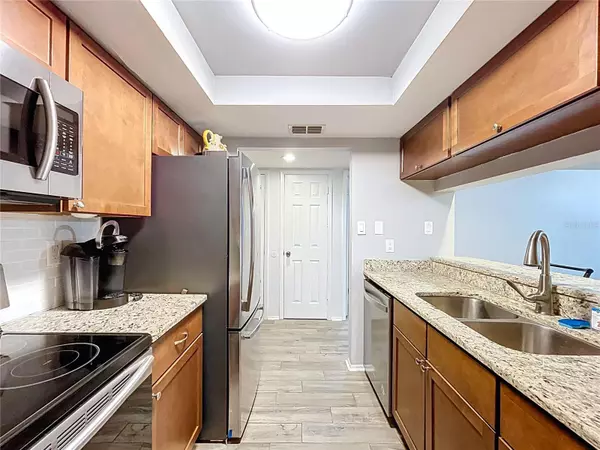 Clearwater, FL 33761,2587 COUNTRYSIDE BLVD #6107