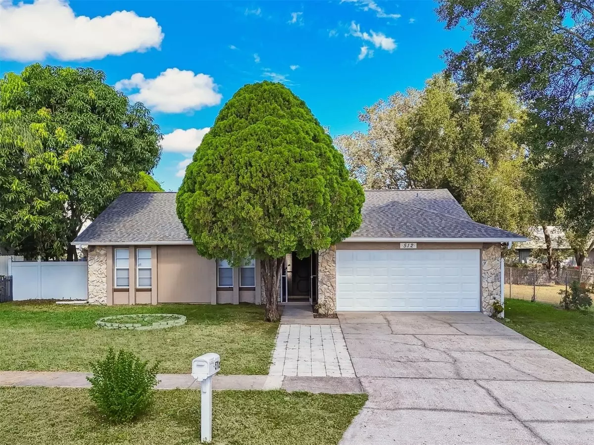 Seffner, FL 33584,512 MAHOGANY DR