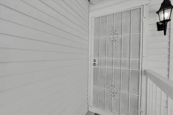 Treasure Island, FL 33706,106 SUN ISLE CIR #11