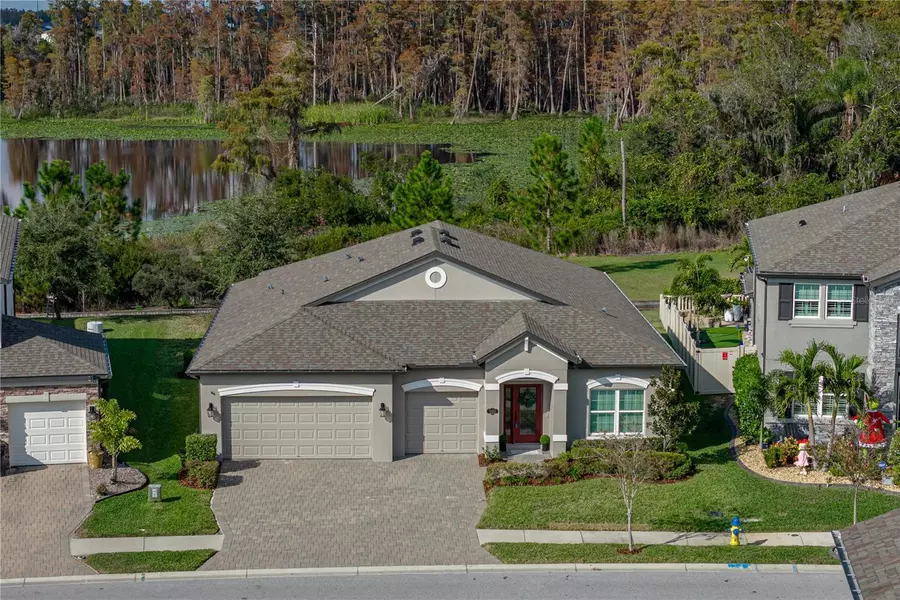 19493 LEONARD RD, Lutz, FL 33558