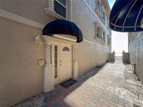 Indian Shores, FL 33785,18700 GULF BLVD #5